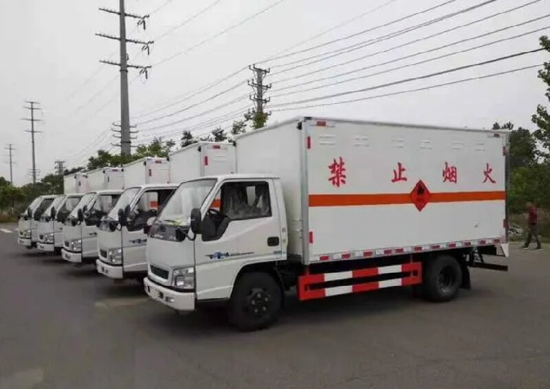 綿陽(yáng)到石渠貨運(yùn)公司